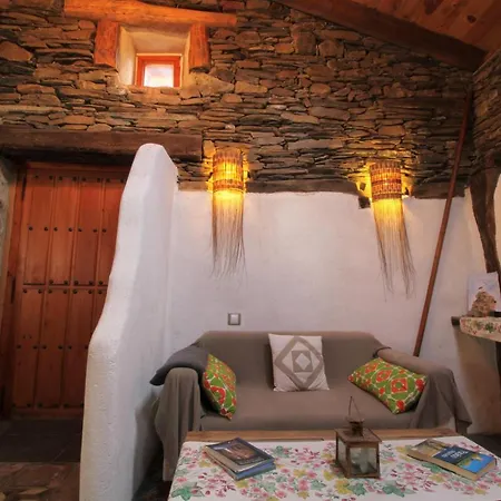 Hotel Rural La Encantada En Riaza 2*
