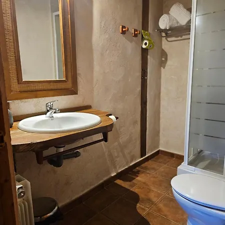 Rural La Encantada En Riaza 2*