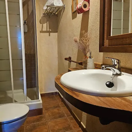 Hotel Rural La Encantada En Riaza 2*