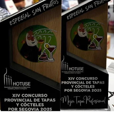 Otel Rural La Encantada En Riaza Becerril (Segovia)