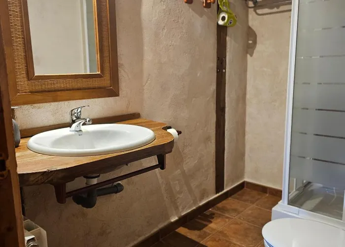 Rural La Encantada En Riaza 2*