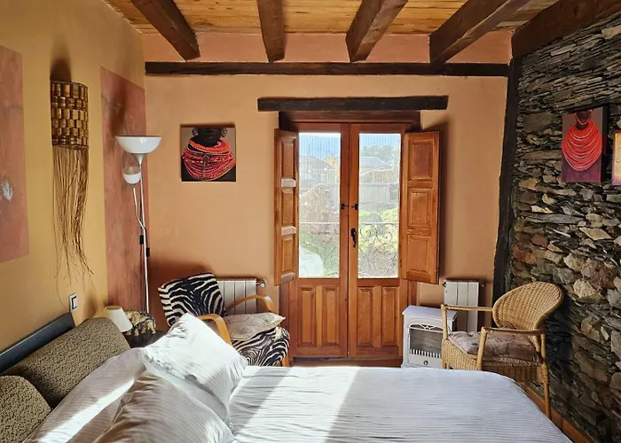 Rural La Encantada En Riaza 2*